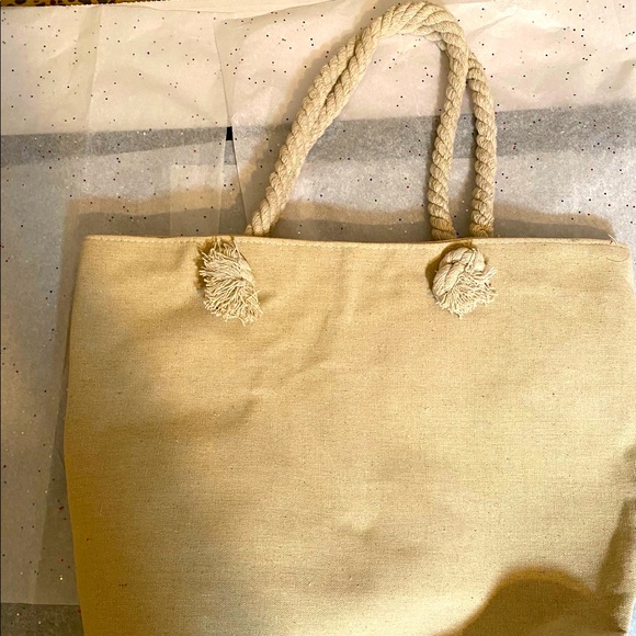 Purse - Picture 3 of 5